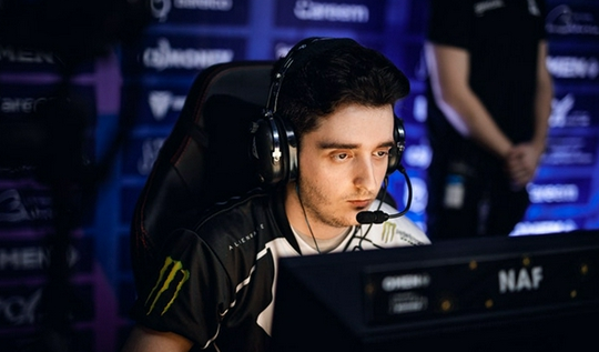 广东首届电竞粤超联赛在佛山盛大开幕